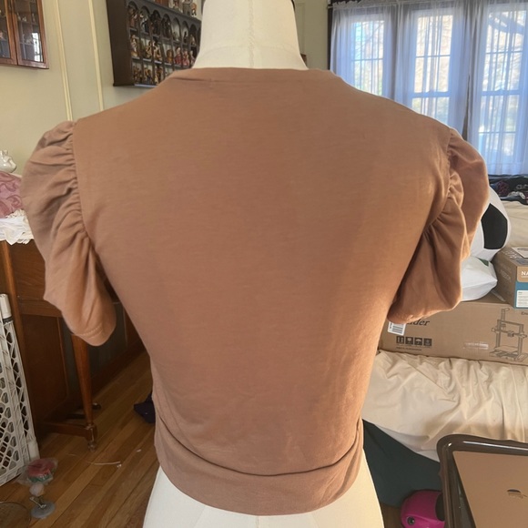 Roma Concept Brown Crop Top Size Medium - Picture 5 of 5
